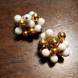 VTG Trifari Elegant Gold and White Cluster Cha-Cha Earrings